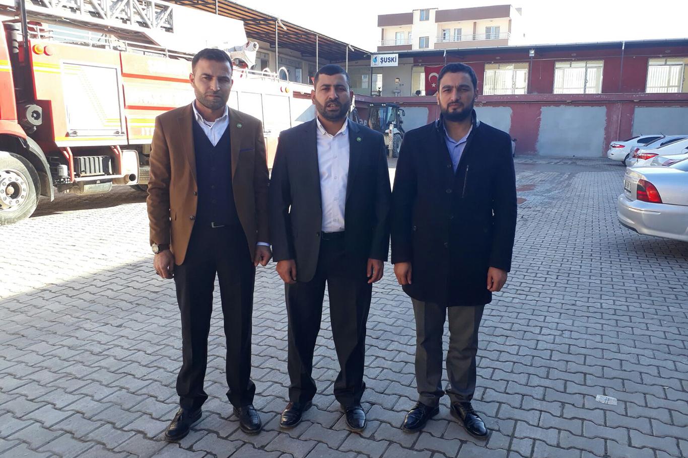 “Akçakale Halkı ve esnafı ŞUSKİ'nin su fiyatlarından şikâyetçi” “Akçakale Halkı ve esnafı ŞUSKİ'nin su fiyatlarından şikâyetçi”